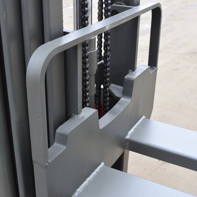 Самоходный штабелер BX 5515 FFL OXLIFT 5500 мм 1500 кг 